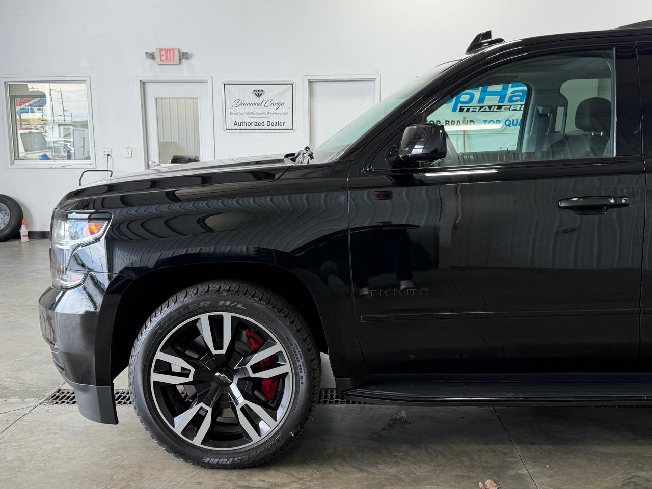 Chevrolet Tahoe 4WD 4dr Premier 2018