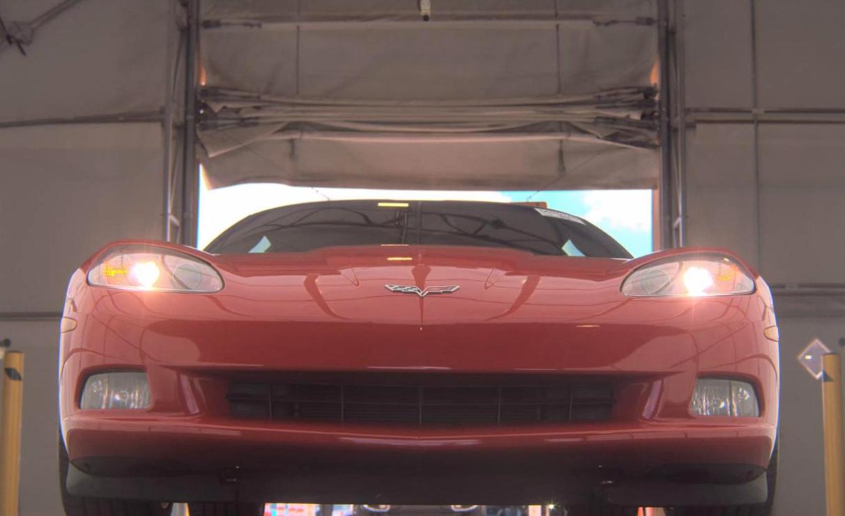 Chevrolet Corvette 2dr Cpe 2005