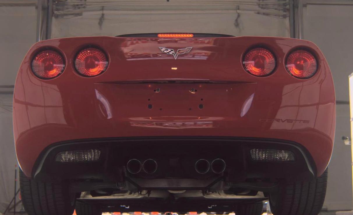 Chevrolet Corvette 2dr Cpe 2005