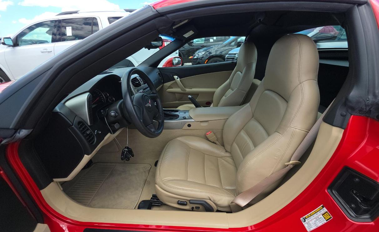 Chevrolet Corvette 2dr Cpe 2005