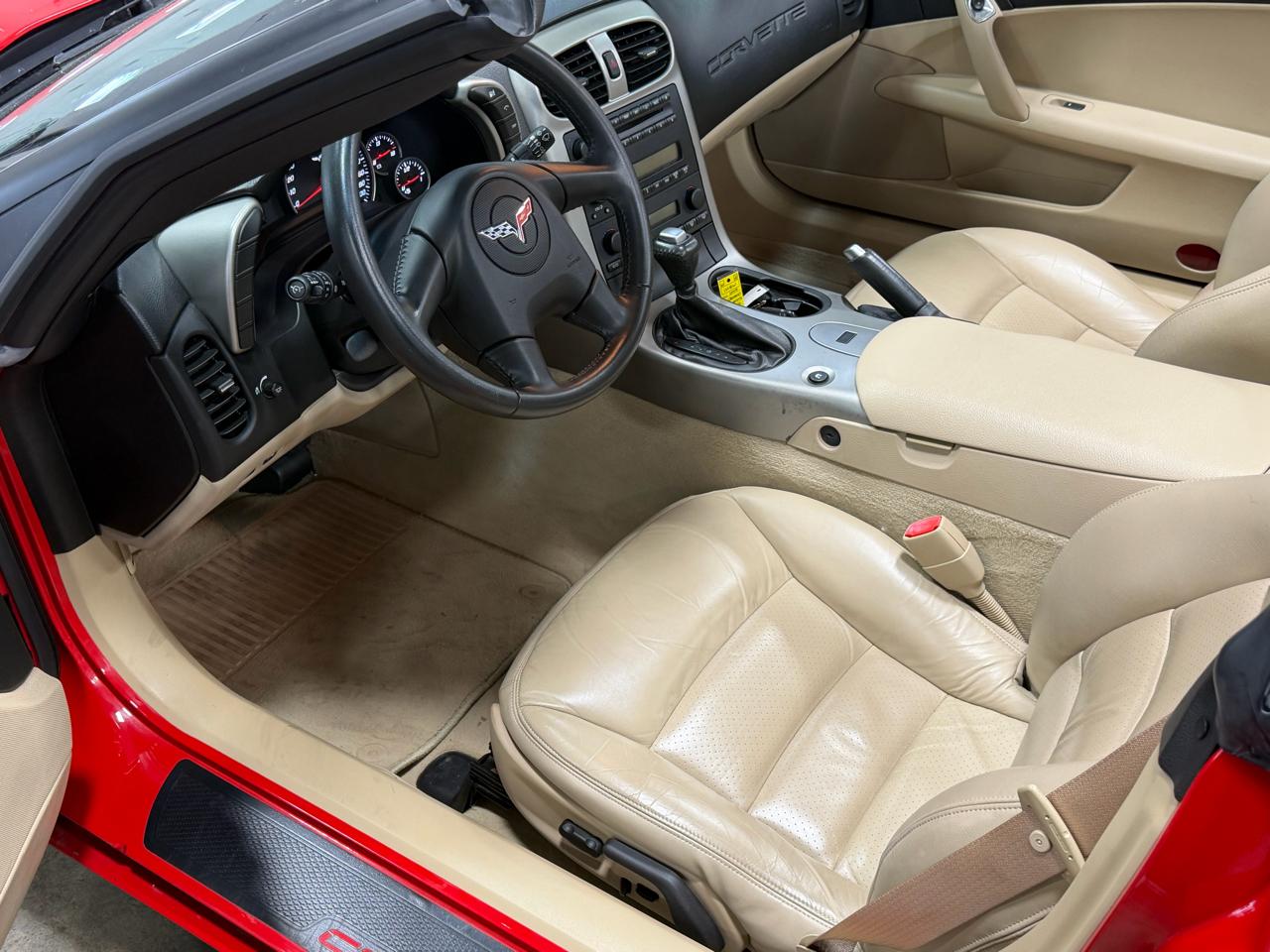 Chevrolet Corvette 2dr Cpe 2005