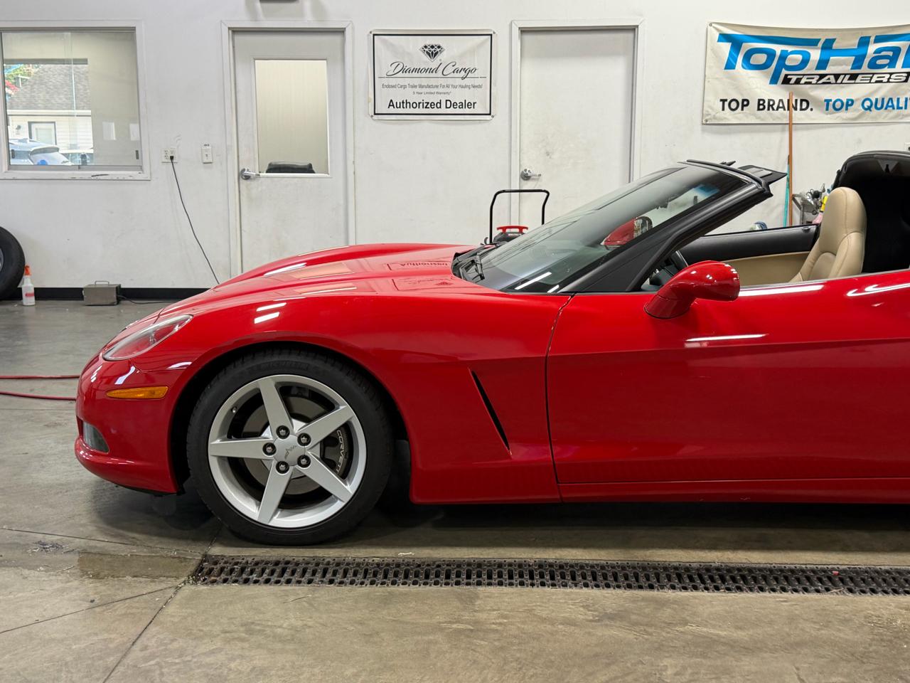 Chevrolet Corvette 2dr Cpe 2005