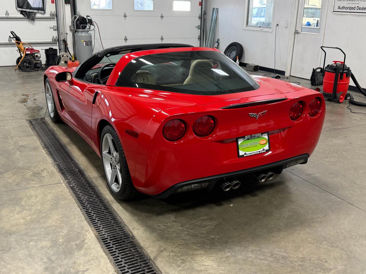 Chevrolet Corvette 2dr Cpe 2005