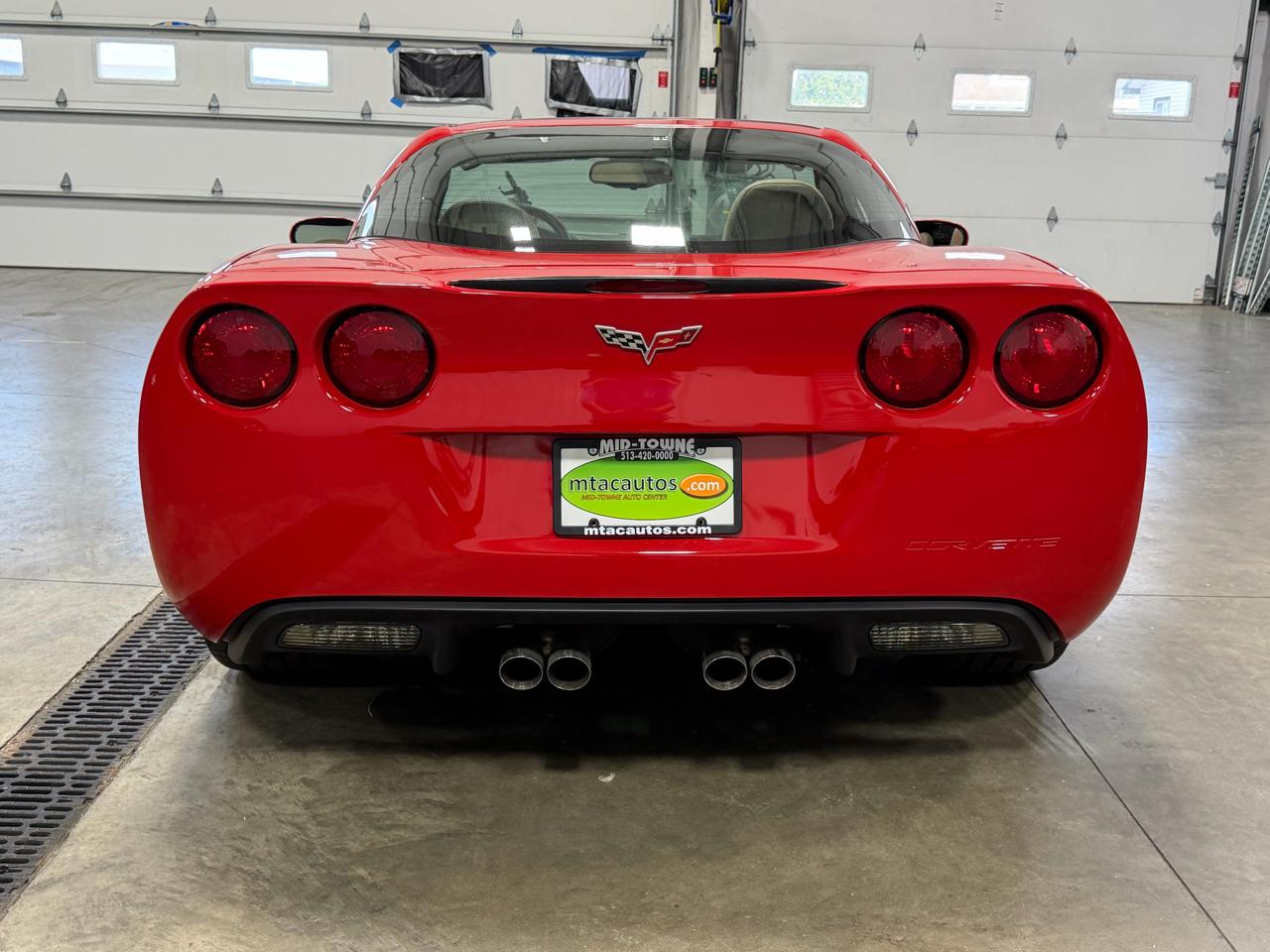 Chevrolet Corvette 2dr Cpe 2005