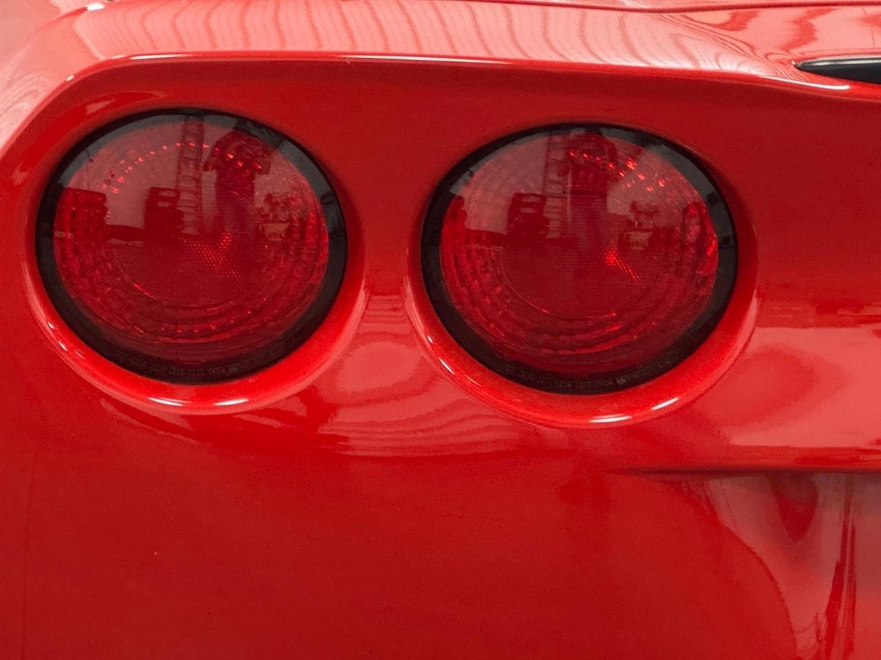 Chevrolet Corvette 2dr Cpe 2005