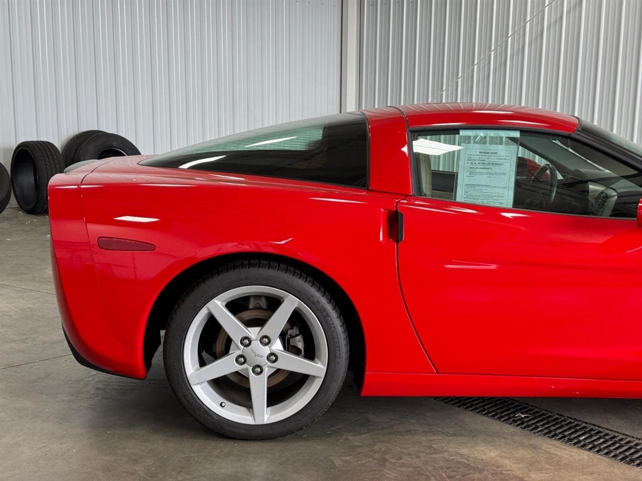Chevrolet Corvette 2dr Cpe 2005