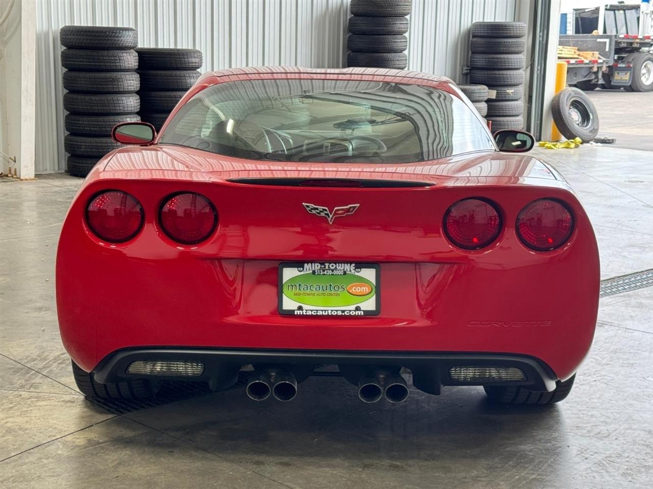 Chevrolet Corvette 2dr Cpe 2005