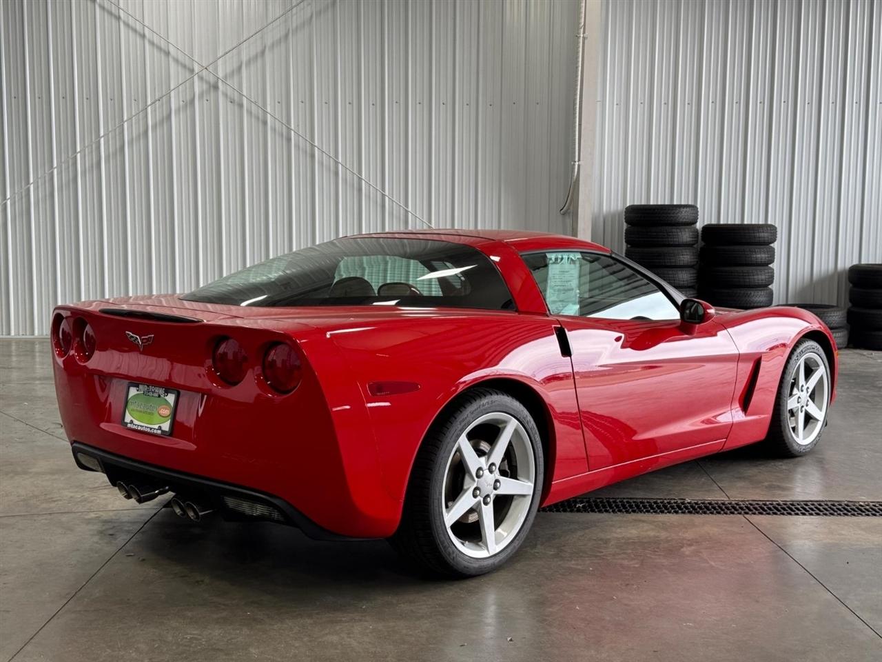 Chevrolet Corvette 2dr Cpe 2005