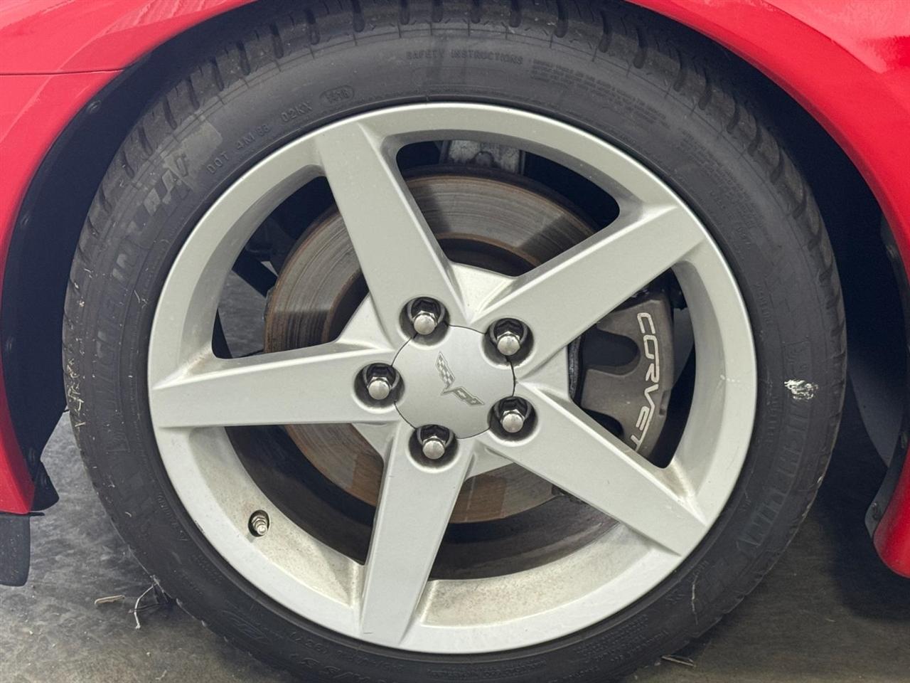 Chevrolet Corvette 2dr Cpe 2005