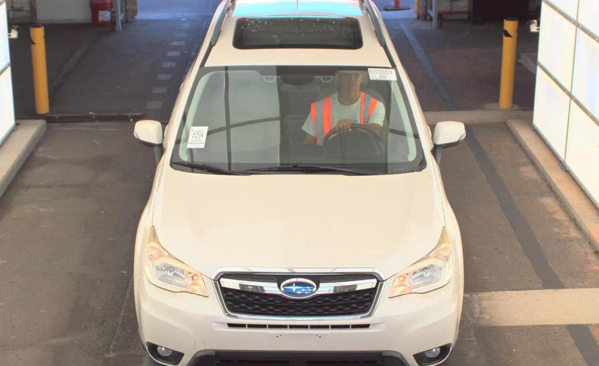 Subaru Forester 4dr CVT 2.5i Touring PZEV 2015