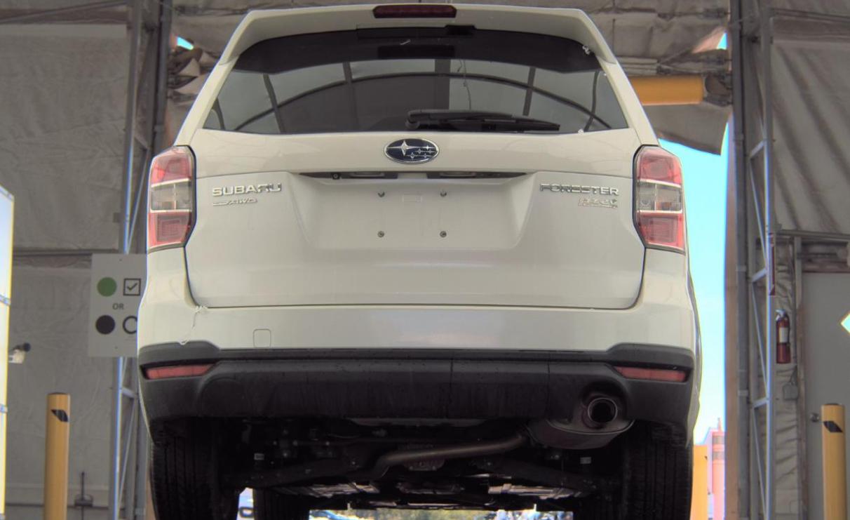 Subaru Forester 4dr CVT 2.5i Touring PZEV 2015