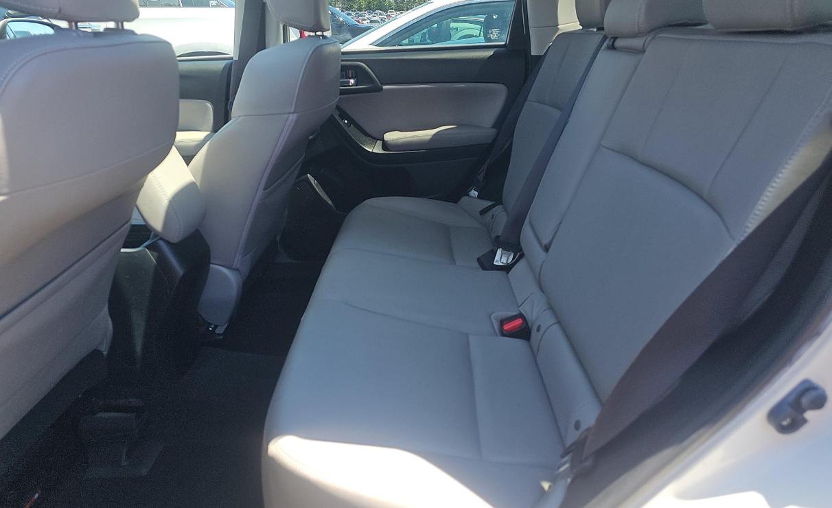Subaru Forester 4dr CVT 2.5i Touring PZEV 2015