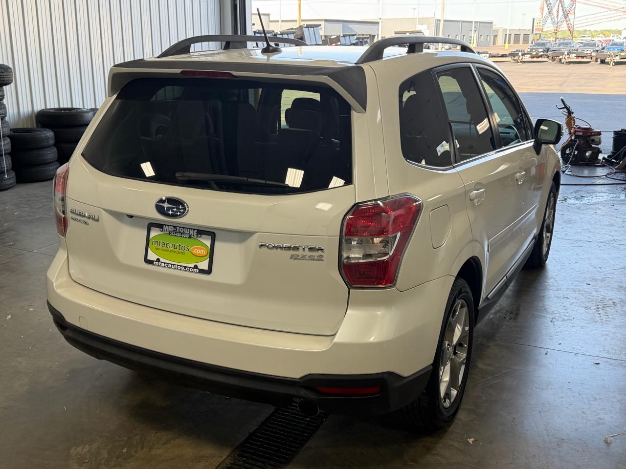 Subaru Forester 4dr CVT 2.5i Touring PZEV 2015