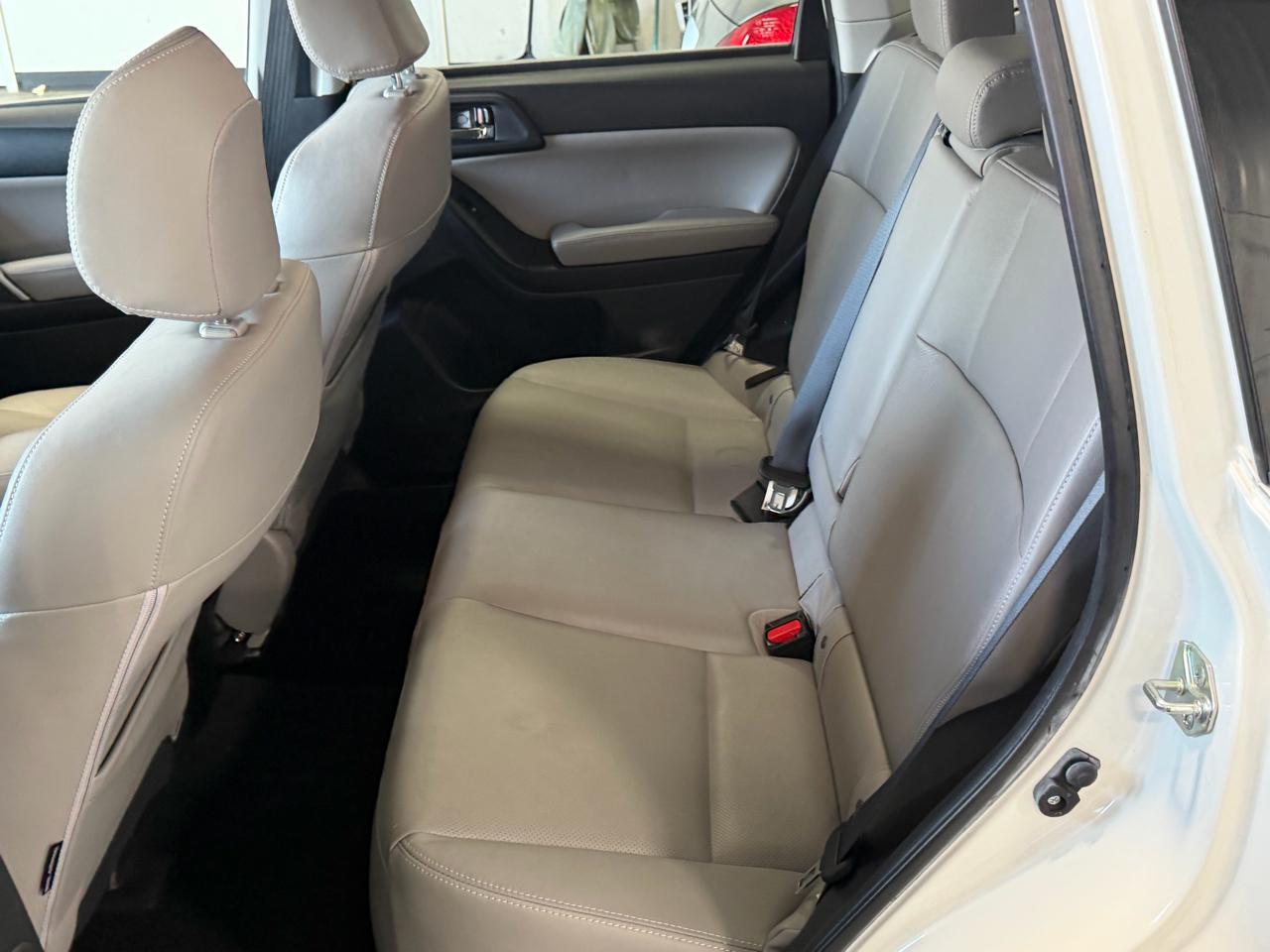 Subaru Forester 4dr CVT 2.5i Touring PZEV 2015