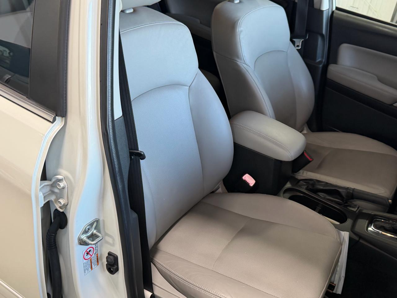 Subaru Forester 4dr CVT 2.5i Touring PZEV 2015