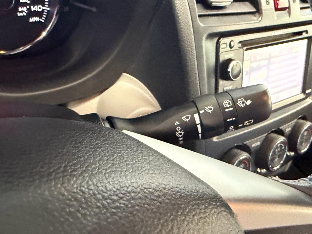 Subaru Forester 4dr CVT 2.5i Touring PZEV 2015
