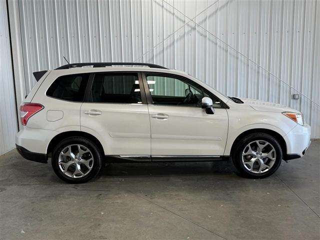 Subaru Forester 4dr CVT 2.5i Touring PZEV 2015