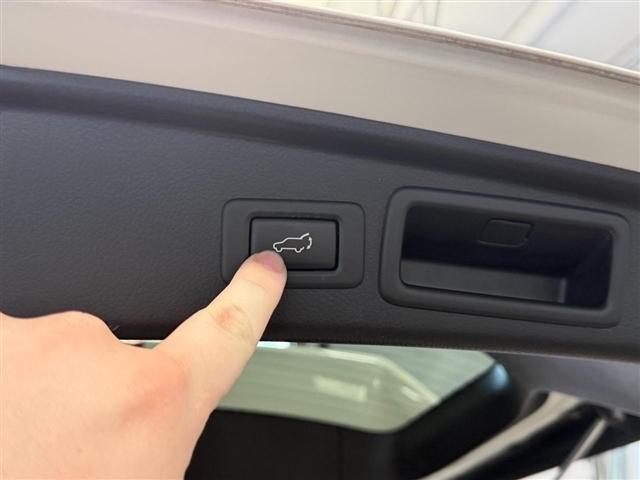 Subaru Forester 4dr CVT 2.5i Touring PZEV 2015