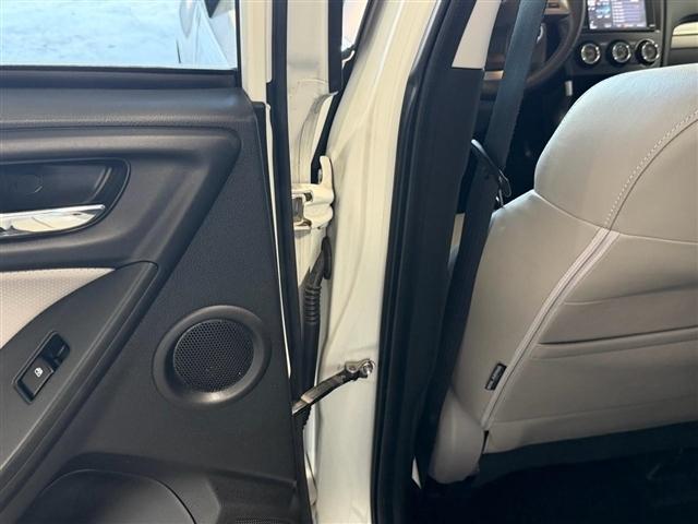 Subaru Forester 4dr CVT 2.5i Touring PZEV 2015