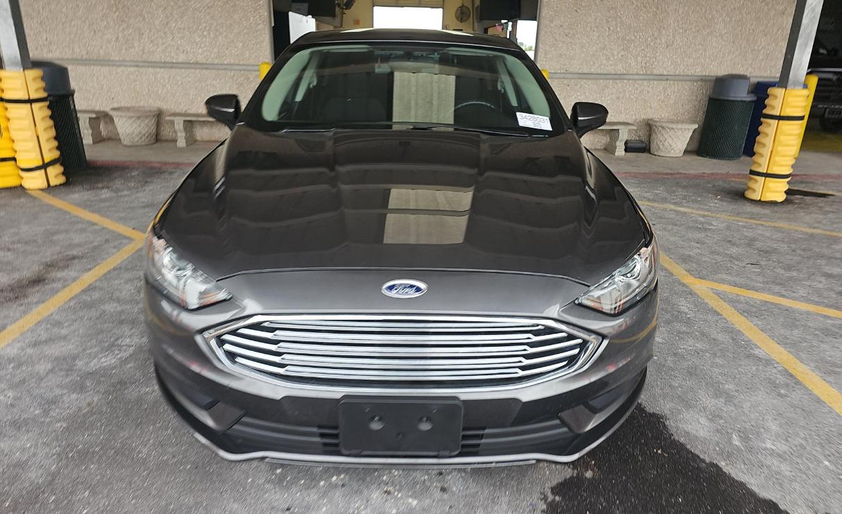 Ford Fusion SE FWD 2018