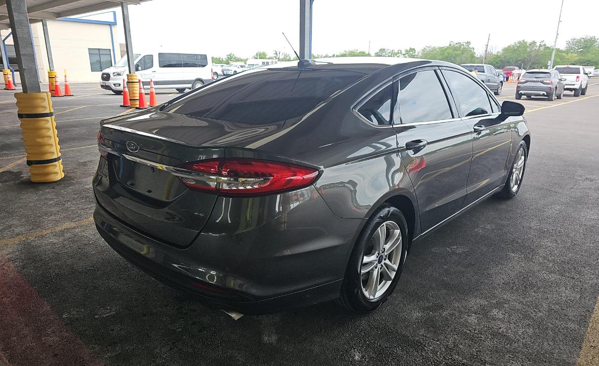 Ford Fusion SE FWD 2018
