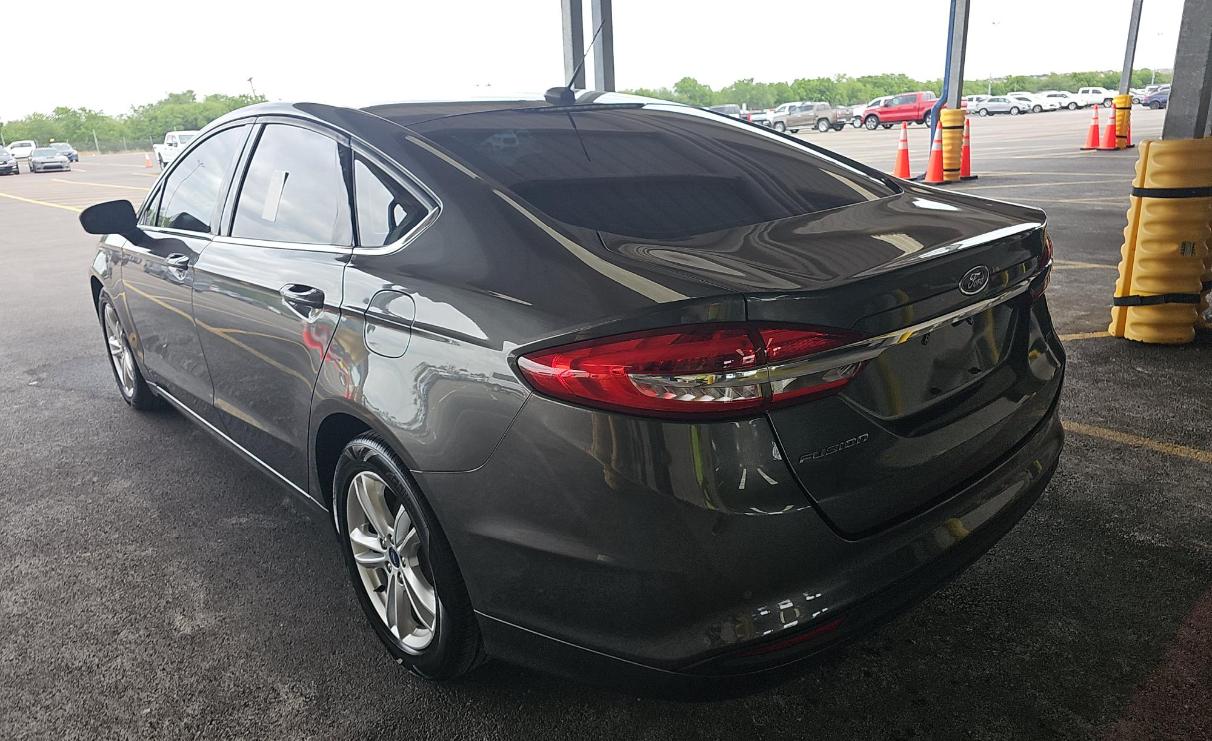 Ford Fusion SE FWD 2018