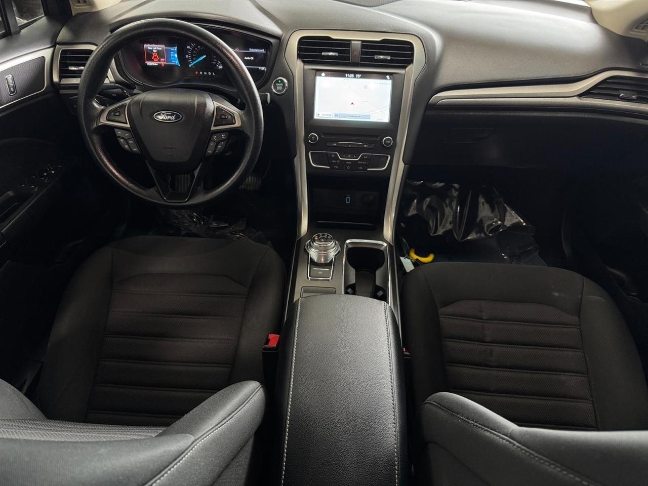 Ford Fusion SE FWD 2018