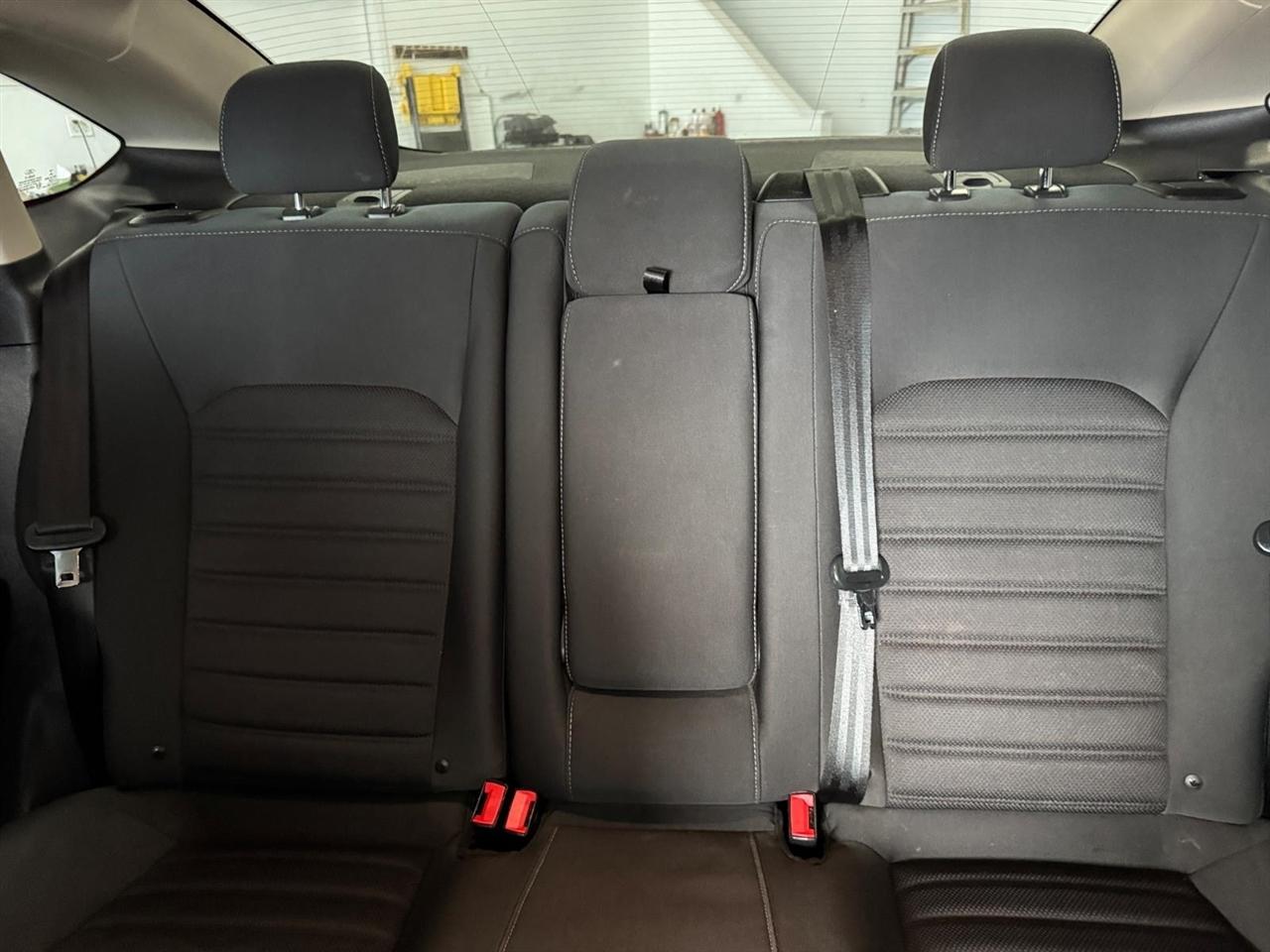 Ford Fusion SE FWD 2018