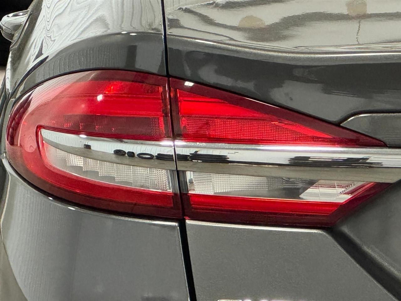 Ford Fusion SE FWD 2018