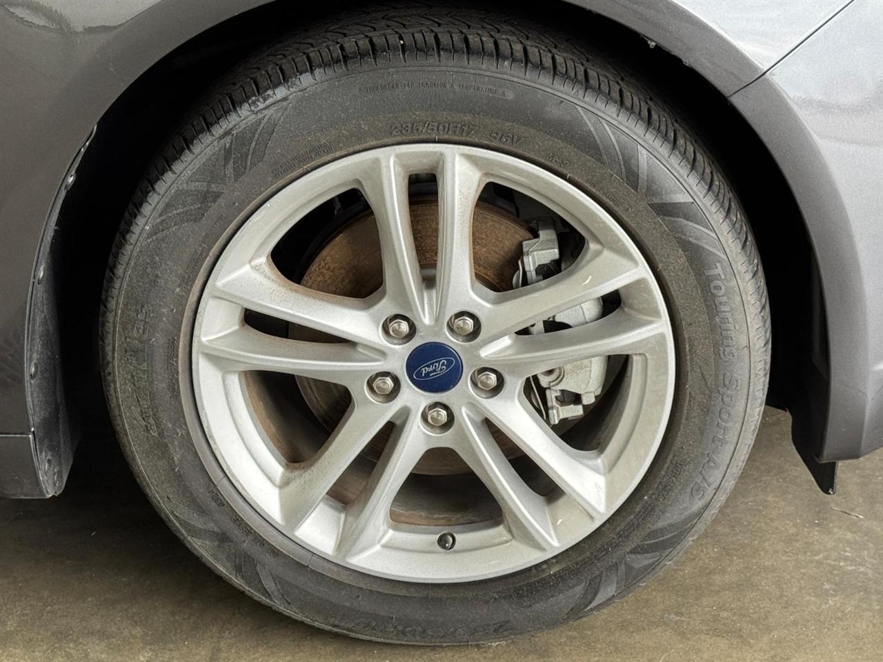 Ford Fusion SE FWD 2018