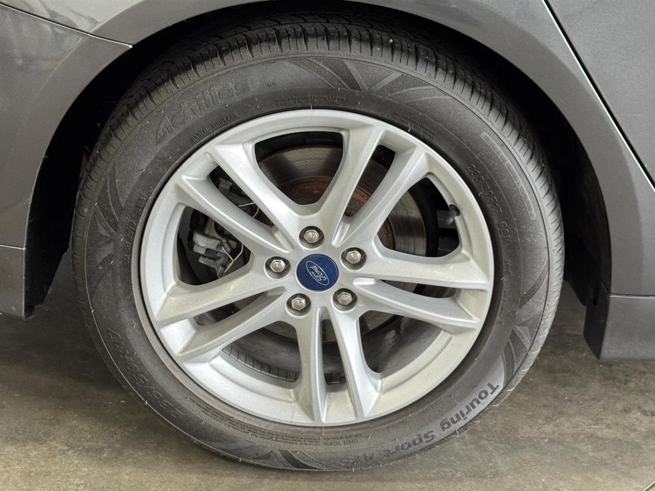 Ford Fusion SE FWD 2018