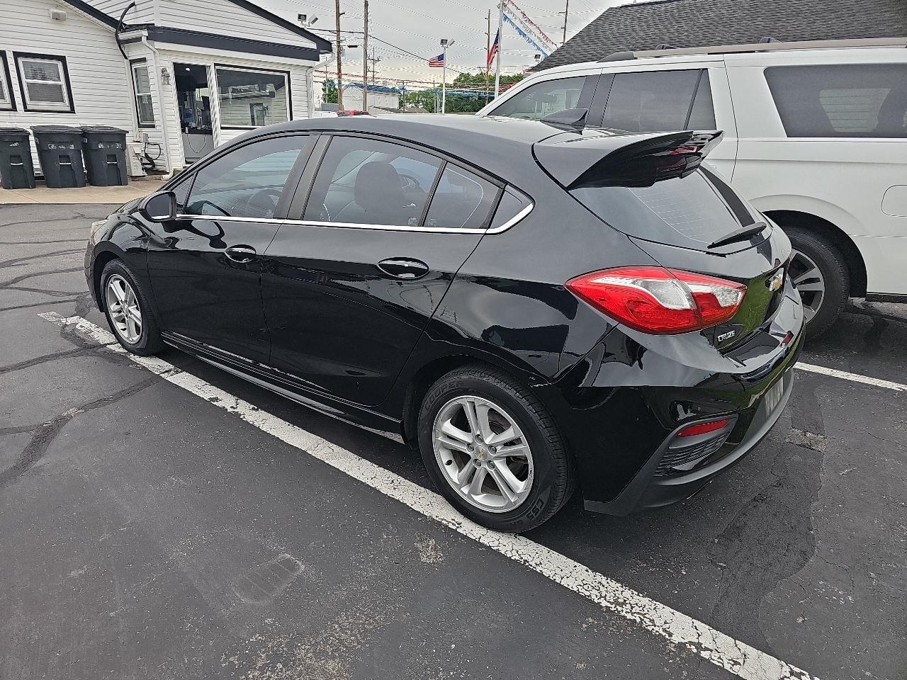 Chevrolet Cruze 4dr HB 1.4L LT w/1SD 2017