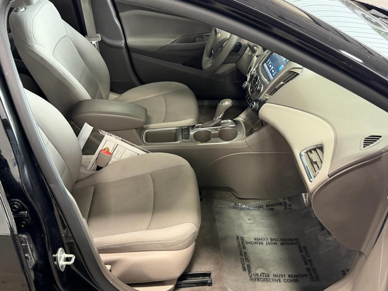 Chevrolet Cruze 4dr HB 1.4L LT w/1SD 2017