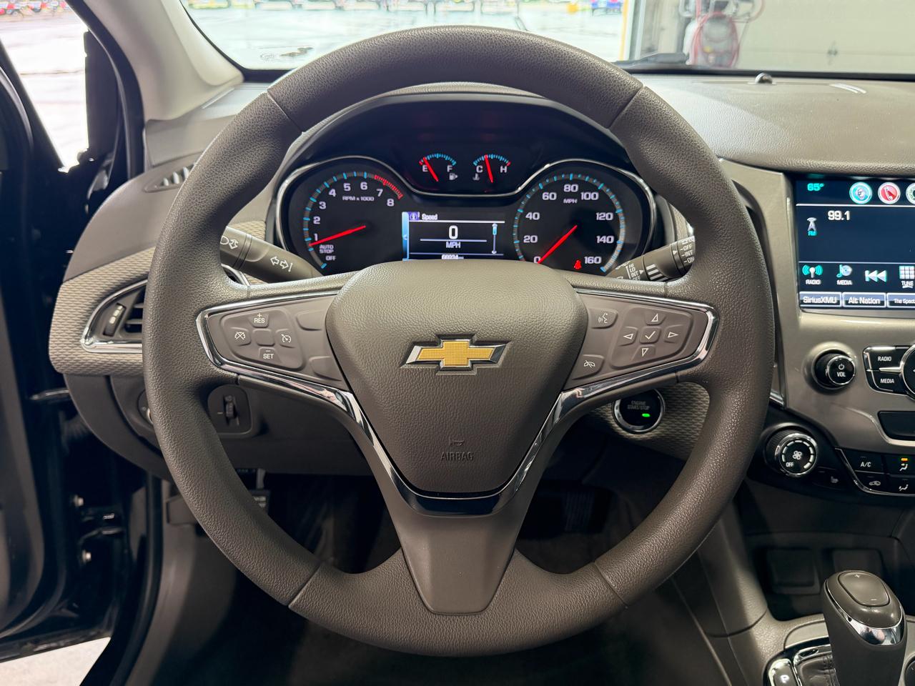 Chevrolet Cruze 4dr HB 1.4L LT w/1SD 2017