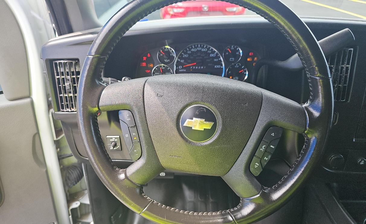 Chevrolet Express Passenger RWD 3500 155" LS 2023