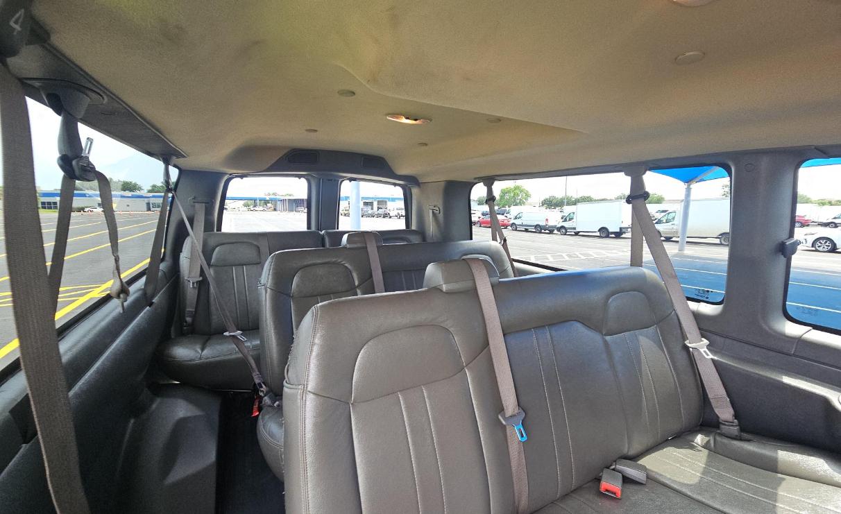 Chevrolet Express Passenger RWD 3500 155" LS 2023