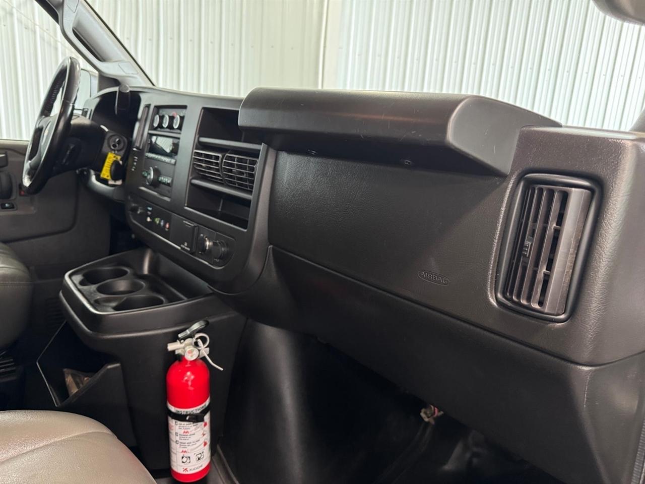 Chevrolet Express Passenger RWD 3500 155" LS 2023