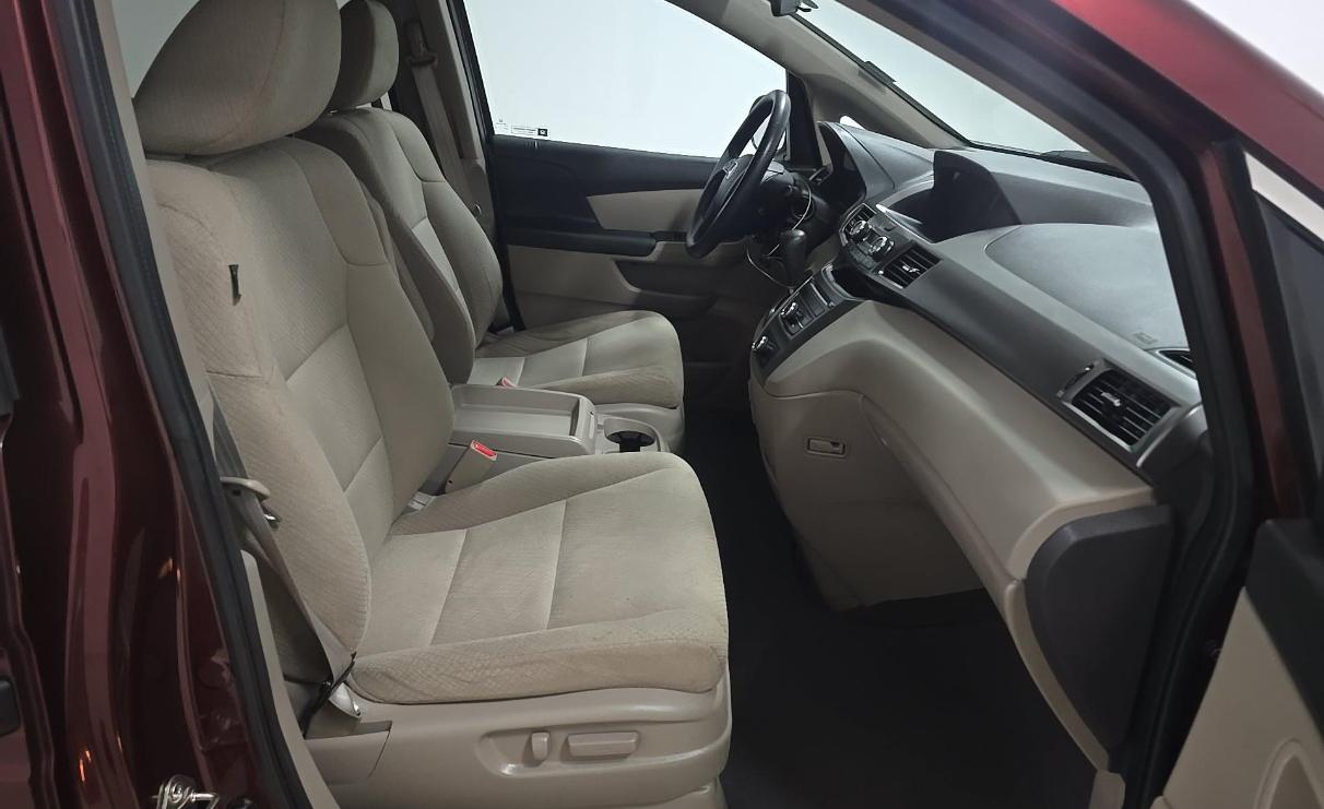 Honda Odyssey 5dr LX 2016
