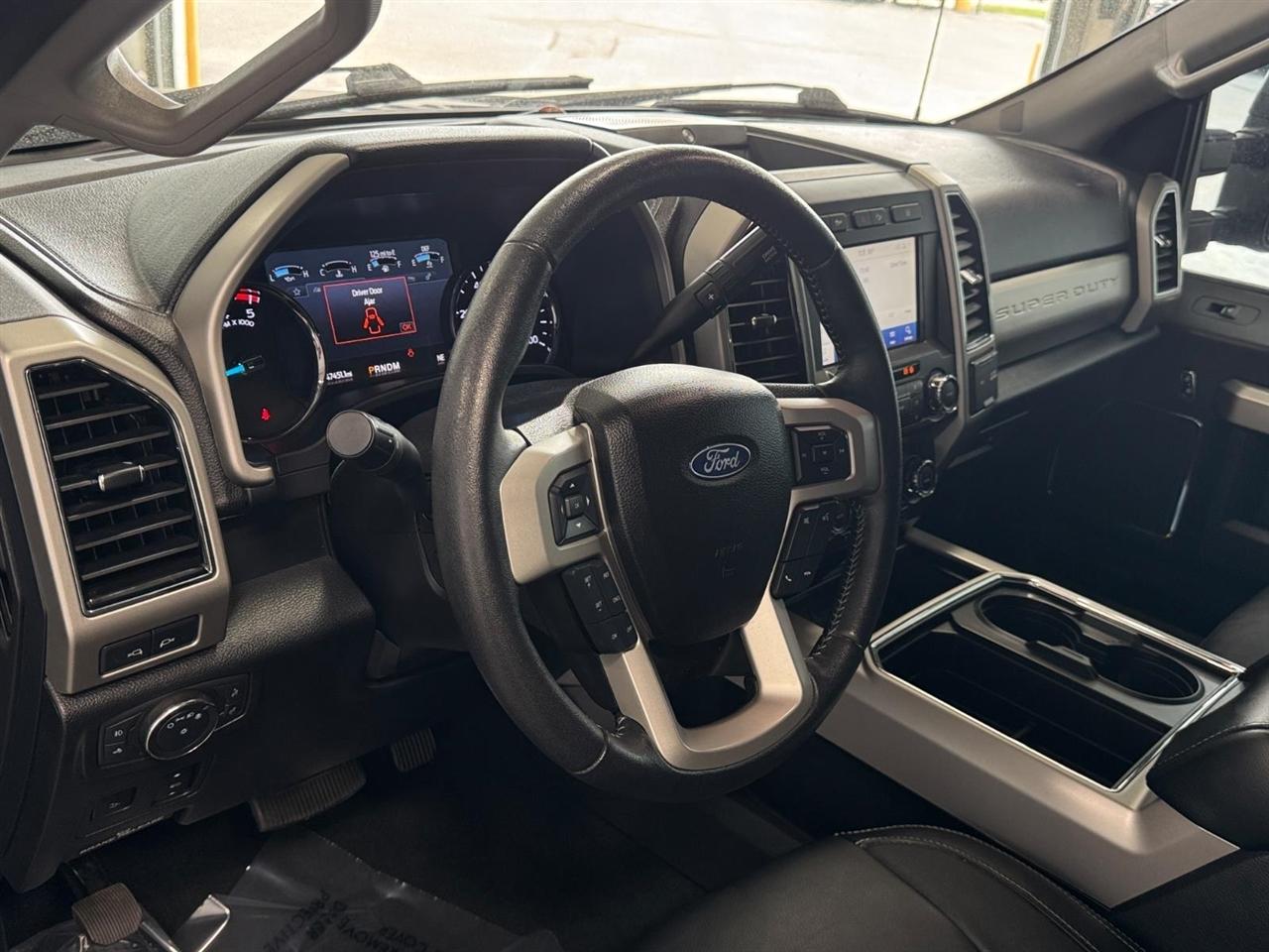 Ford Super Duty F-250 SRW Lariat 4WD Crew Cab 6.75' Box 2020