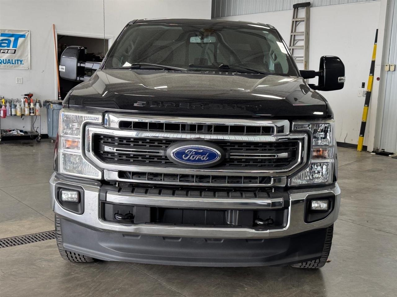 Ford Super Duty F-250 SRW Lariat 4WD Crew Cab 6.75' Box 2020