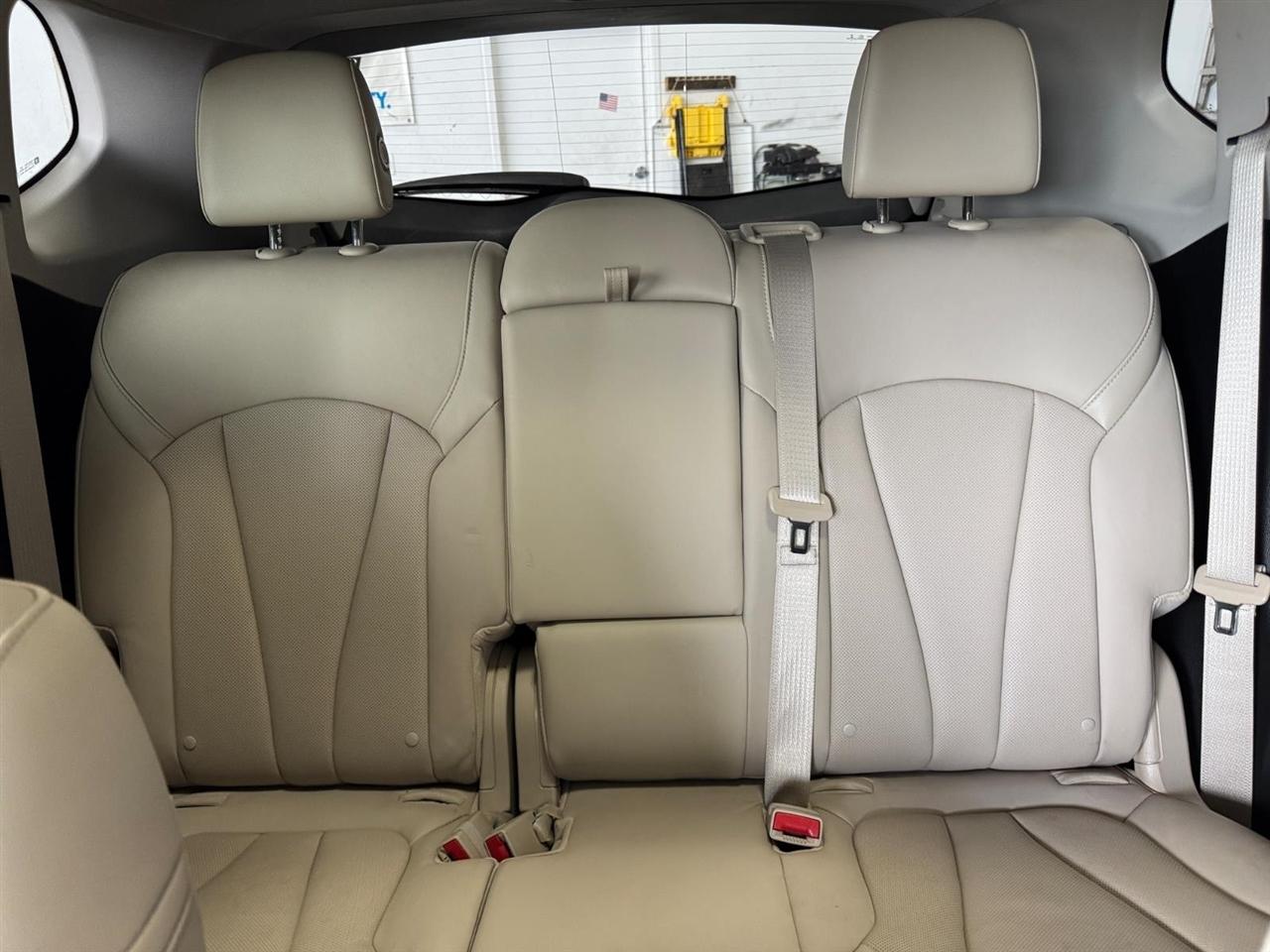 Buick Envision AWD 4dr Essence 2019