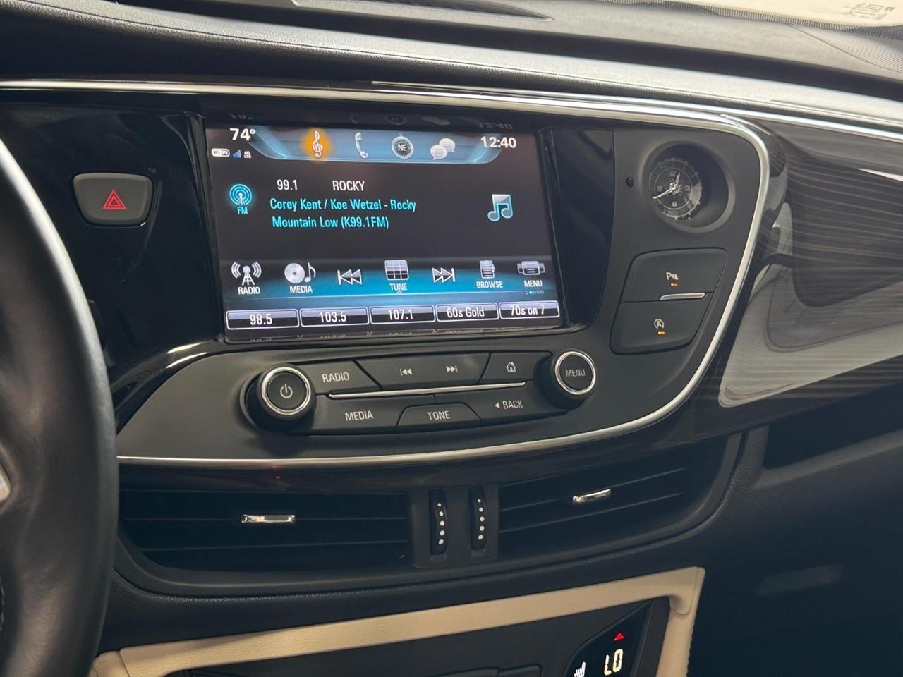 Buick Envision AWD 4dr Essence 2019