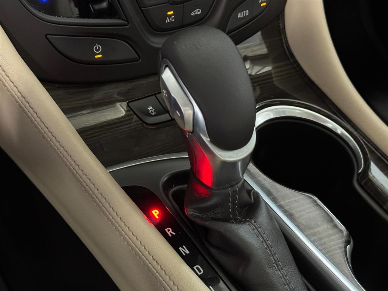 Buick Envision AWD 4dr Essence 2019