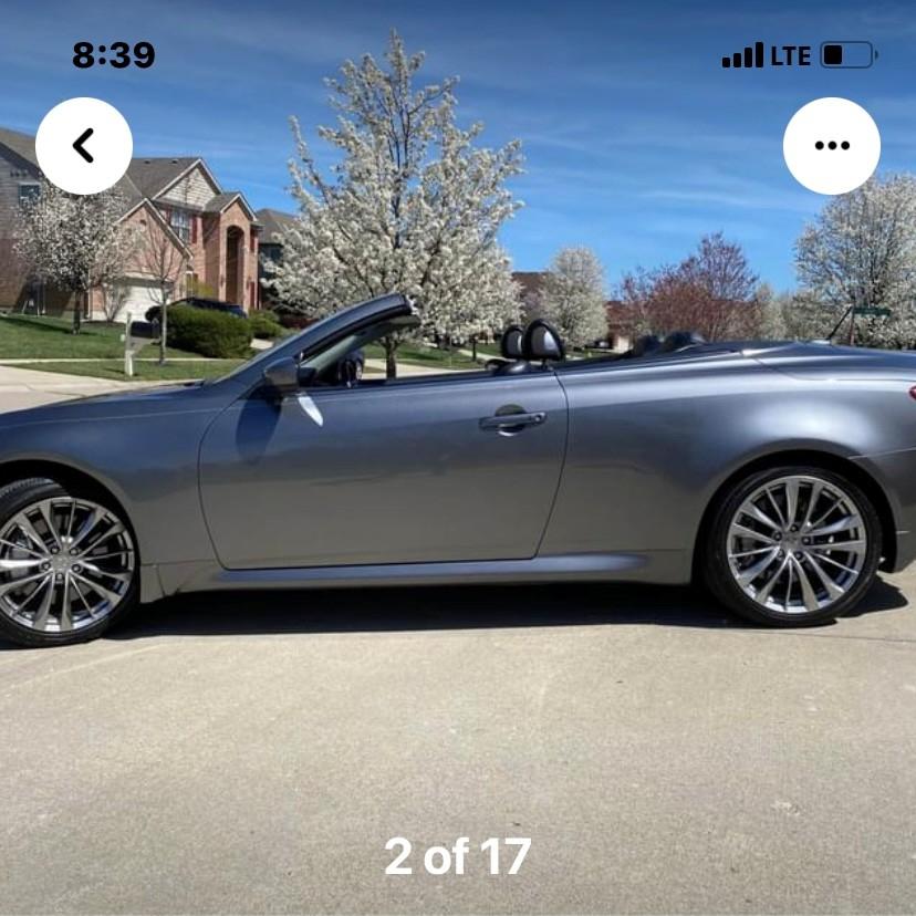 Infiniti G37 Convertible 2dr Base 2011