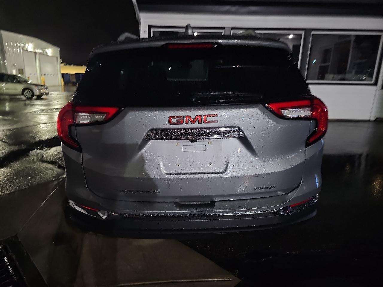 GMC Terrain AWD 4dr SLT 2024