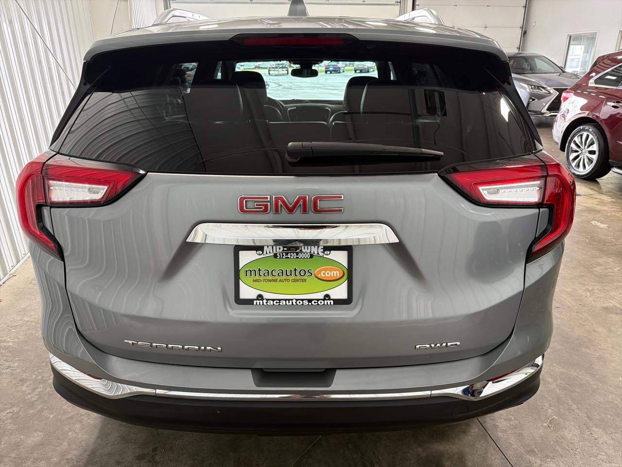 GMC Terrain AWD 4dr SLT 2024