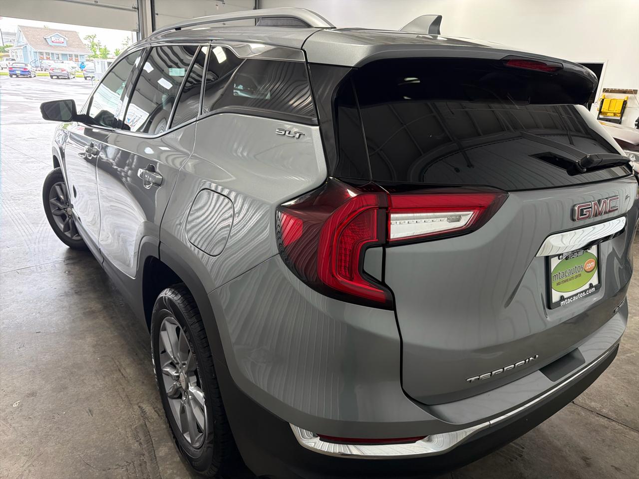GMC Terrain AWD 4dr SLT 2024