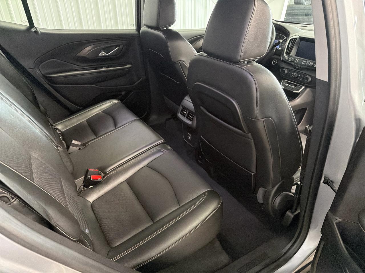 GMC Terrain AWD 4dr SLT 2024