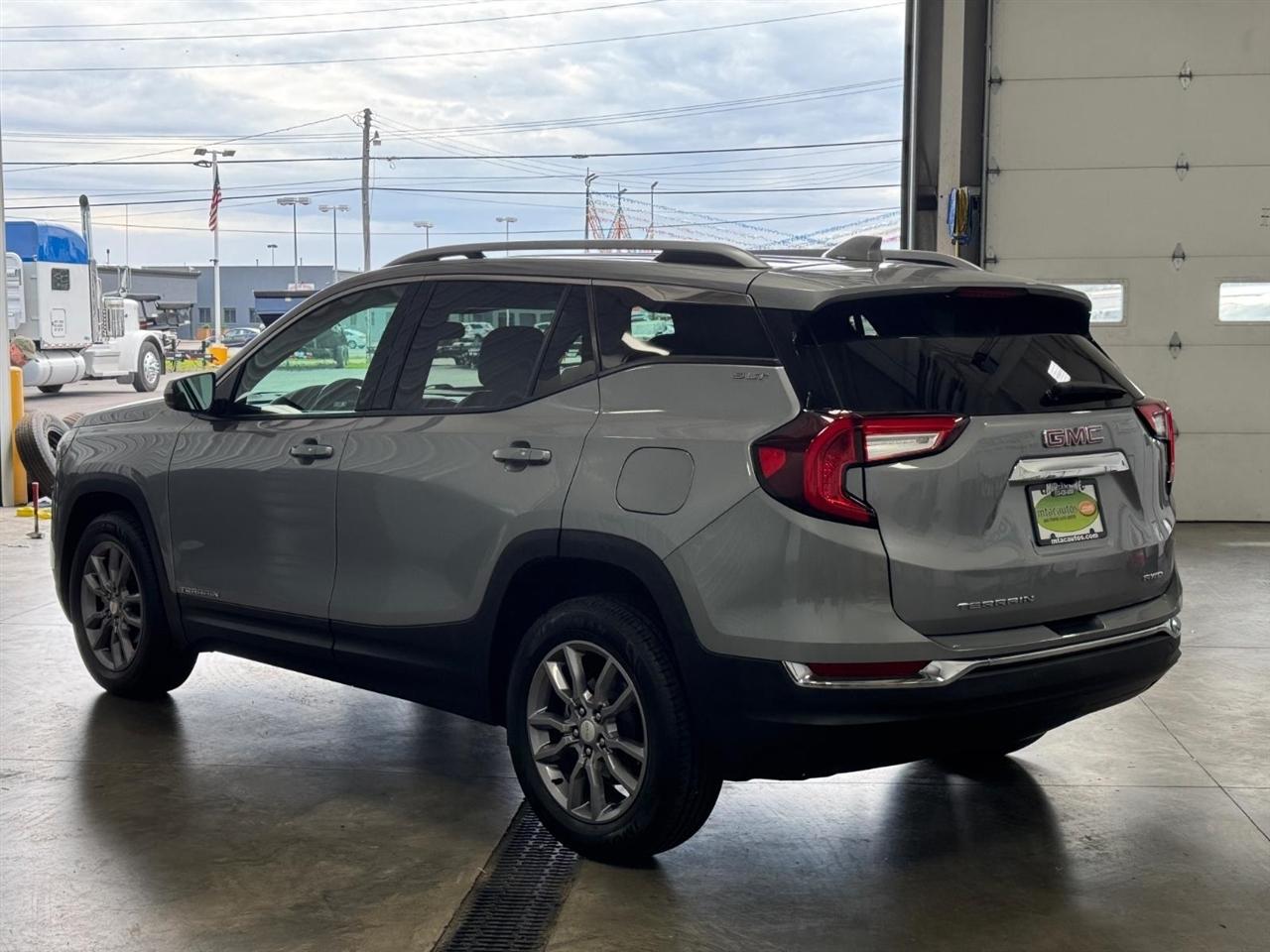 GMC Terrain AWD 4dr SLT 2024