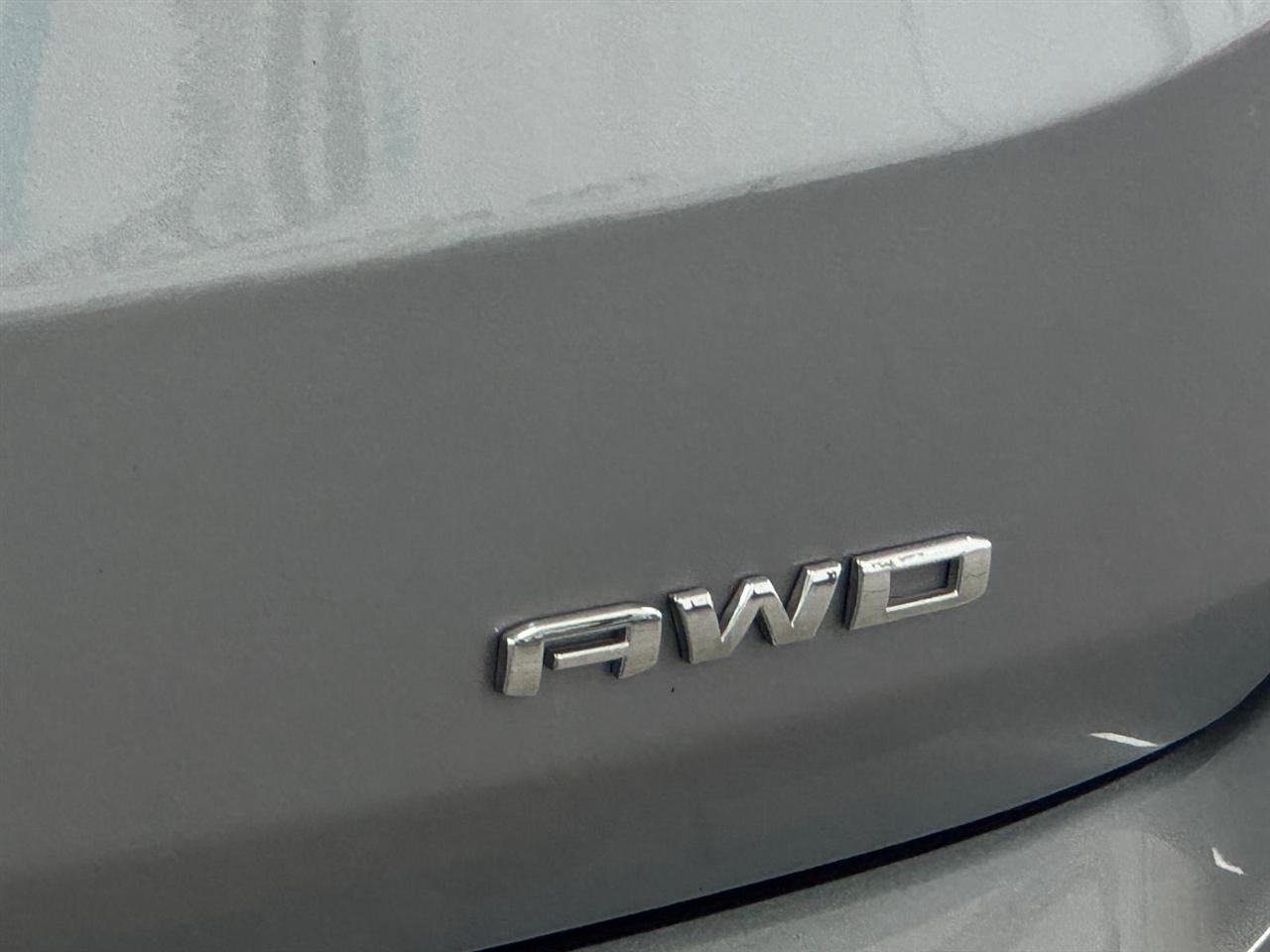 GMC Terrain AWD 4dr SLT 2024